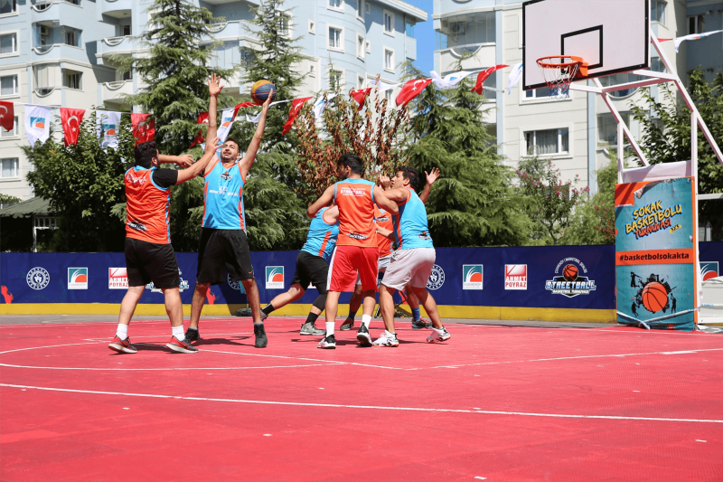 Çekmeköy’de Basketbol Turnuvası Heyecanı